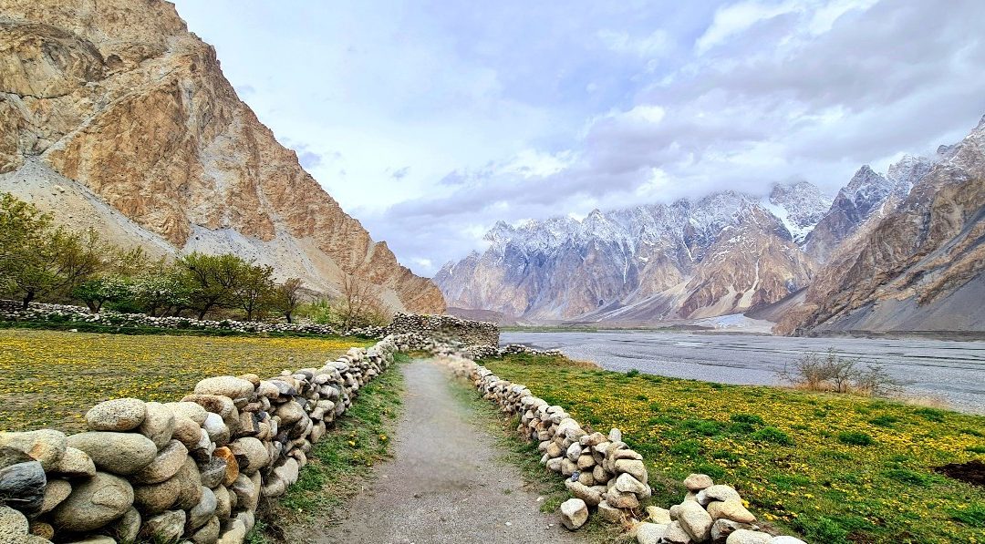 เจาะลึกเส้นทางยอดฮิต: ปากีสถานเหนือ vs ปากีสถานใต้